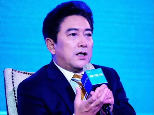 水均益：不让读传媒大学的女儿再做这行